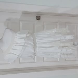 Cream Ruffle/Lace Dress